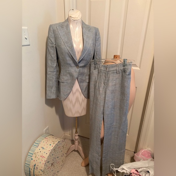 Dolce & Gabbana Gray Suit Elegant Tailoring NWT size 40 $2500 - Picture 1 of 16